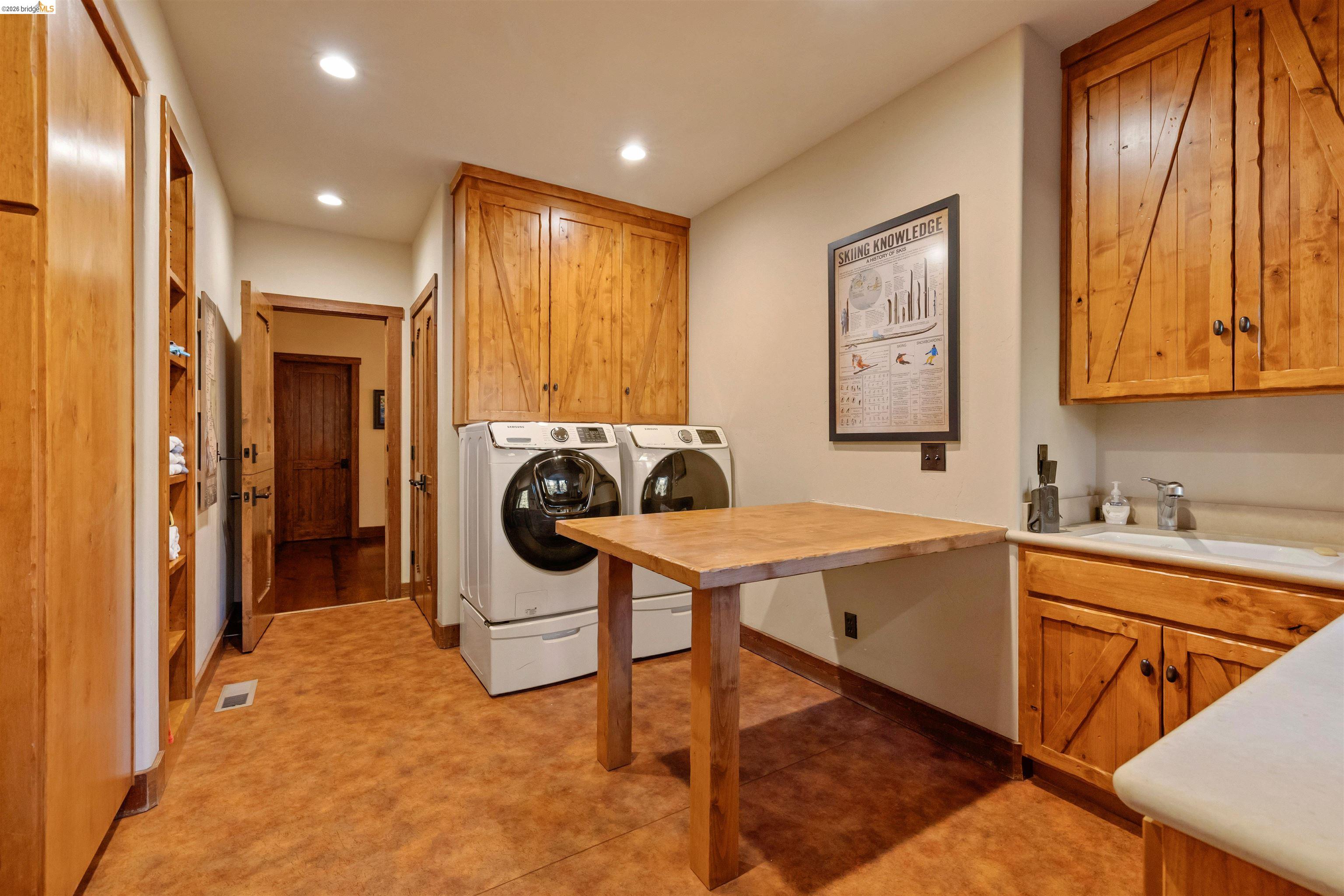 Strawberry, California, 95364, United States, 4 Bedrooms Bedrooms, ,4 BathroomsBathrooms,Residential,Active,2021686