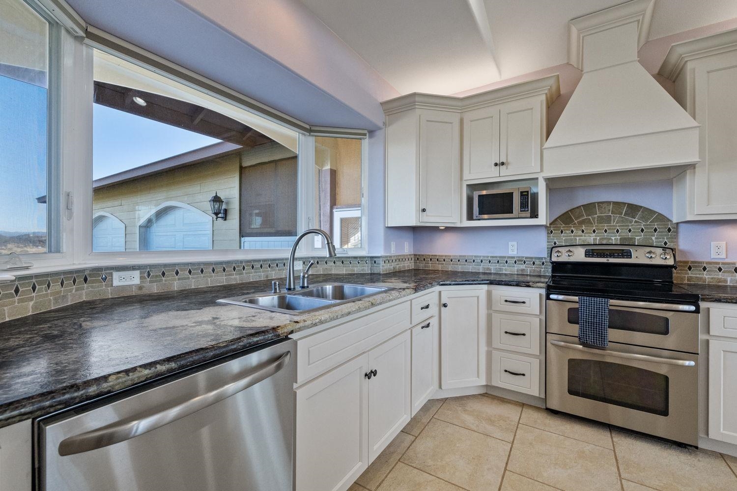 Jamestown, California 95327, United States, 2 Bedrooms Bedrooms, ,2 BathroomsBathrooms,Residential,Pending,22037