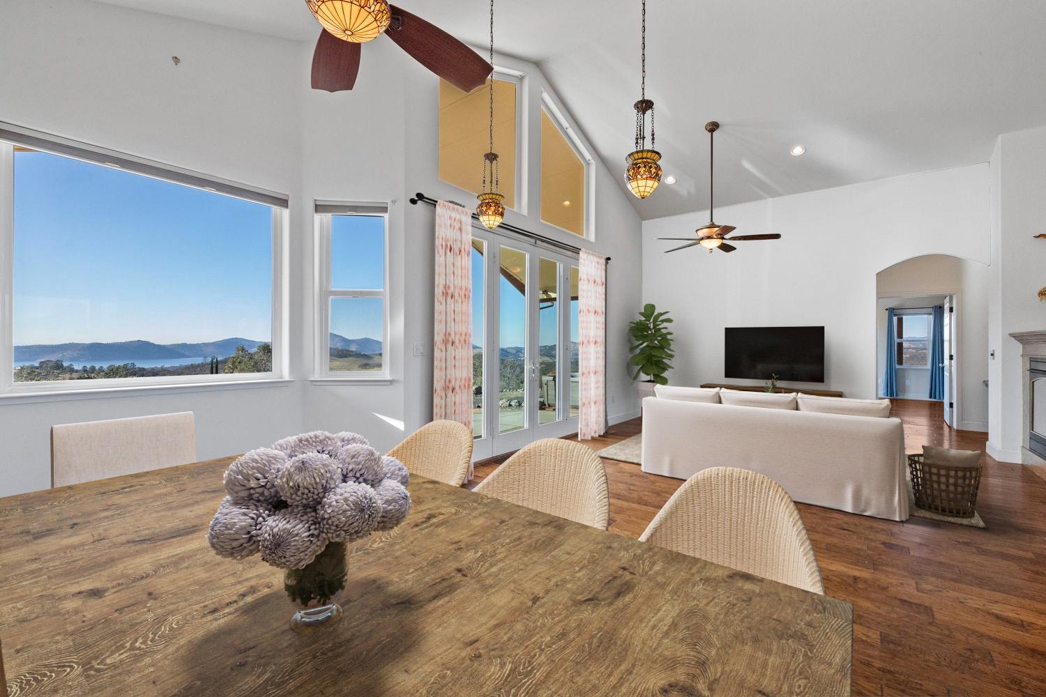 Jamestown, California 95327, United States, 2 Bedrooms Bedrooms, ,2 BathroomsBathrooms,Residential,Pending,22037