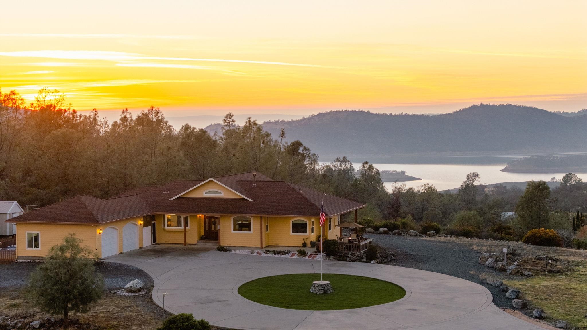 Jamestown, California 95327, United States, 2 Bedrooms Bedrooms, ,2 BathroomsBathrooms,Residential,Pending,22037