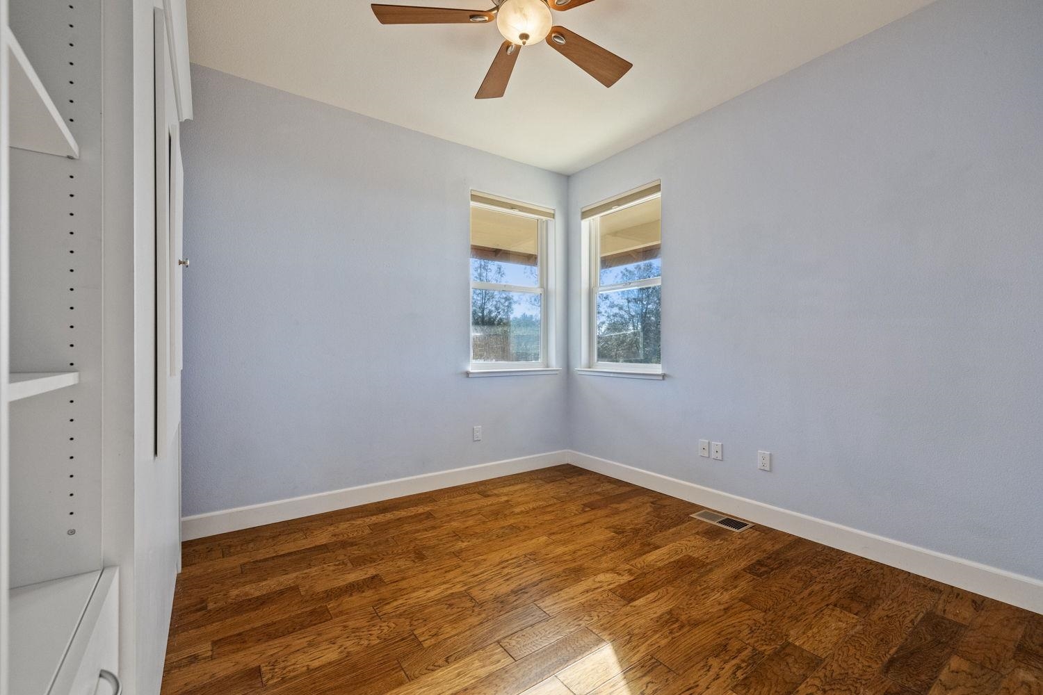 Jamestown, California 95327, United States, 2 Bedrooms Bedrooms, ,2 BathroomsBathrooms,Residential,Pending,22037