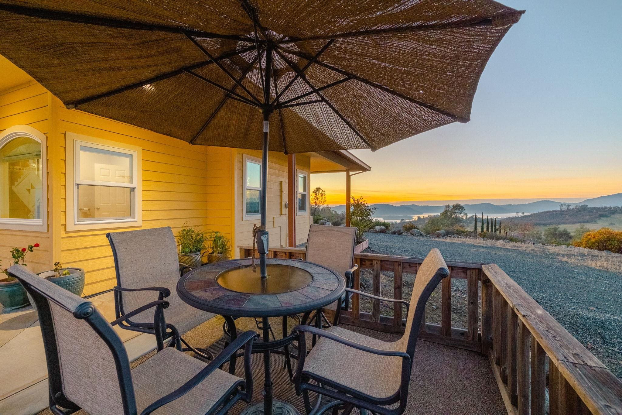 Jamestown, California 95327, United States, 2 Bedrooms Bedrooms, ,2 BathroomsBathrooms,Residential,Pending,22037