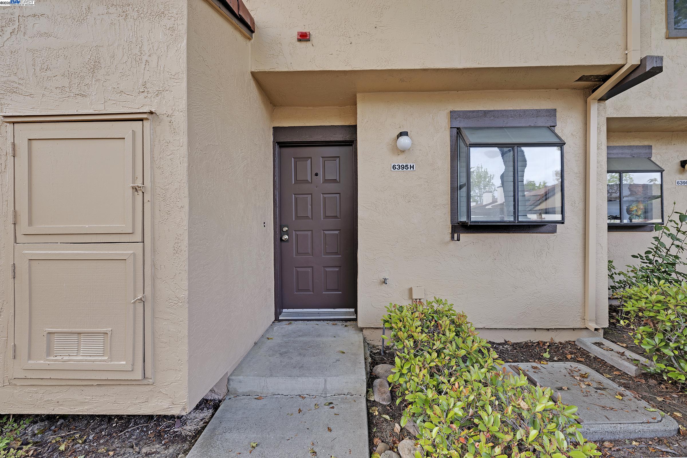 6395 Joaquin Murieta Ave