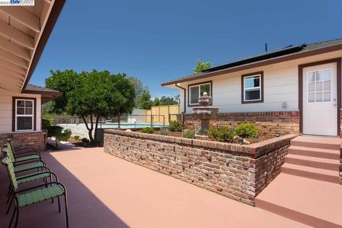 A home in Oroville