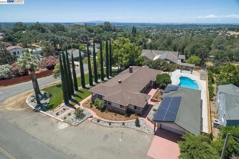 A home in Oroville