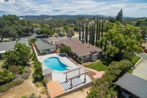 A home in Oroville