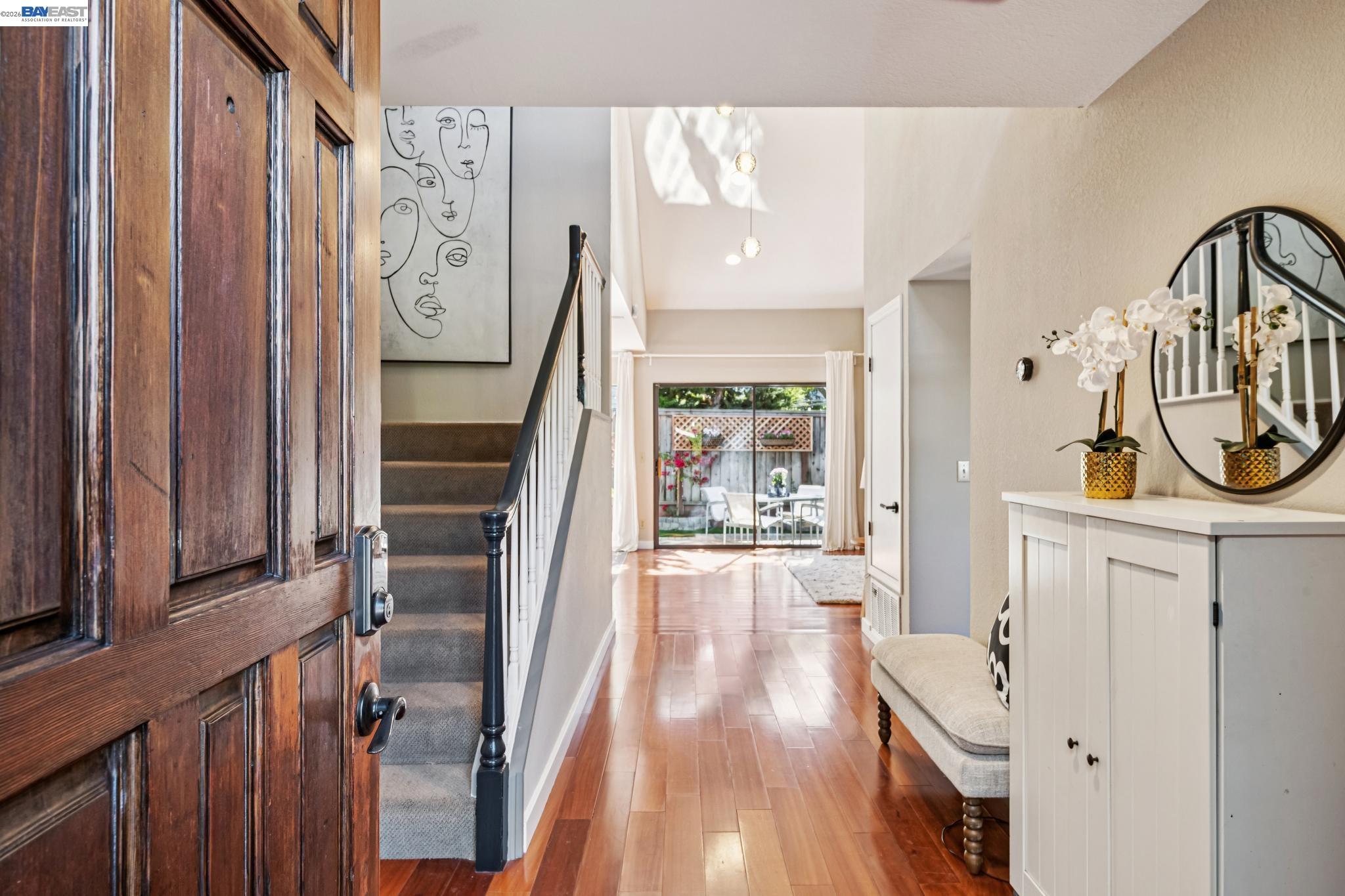 8 Avondale Lndg