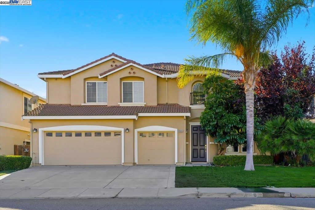 Photo of 2455 Covelite Way, Antioch, CA 94531 (MLS # 41116329)