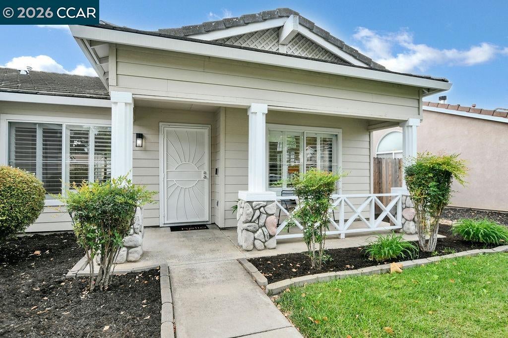 Photo of 3904 Des Moines Dr, Stockton, CA 95209 (MLS # 41143223)