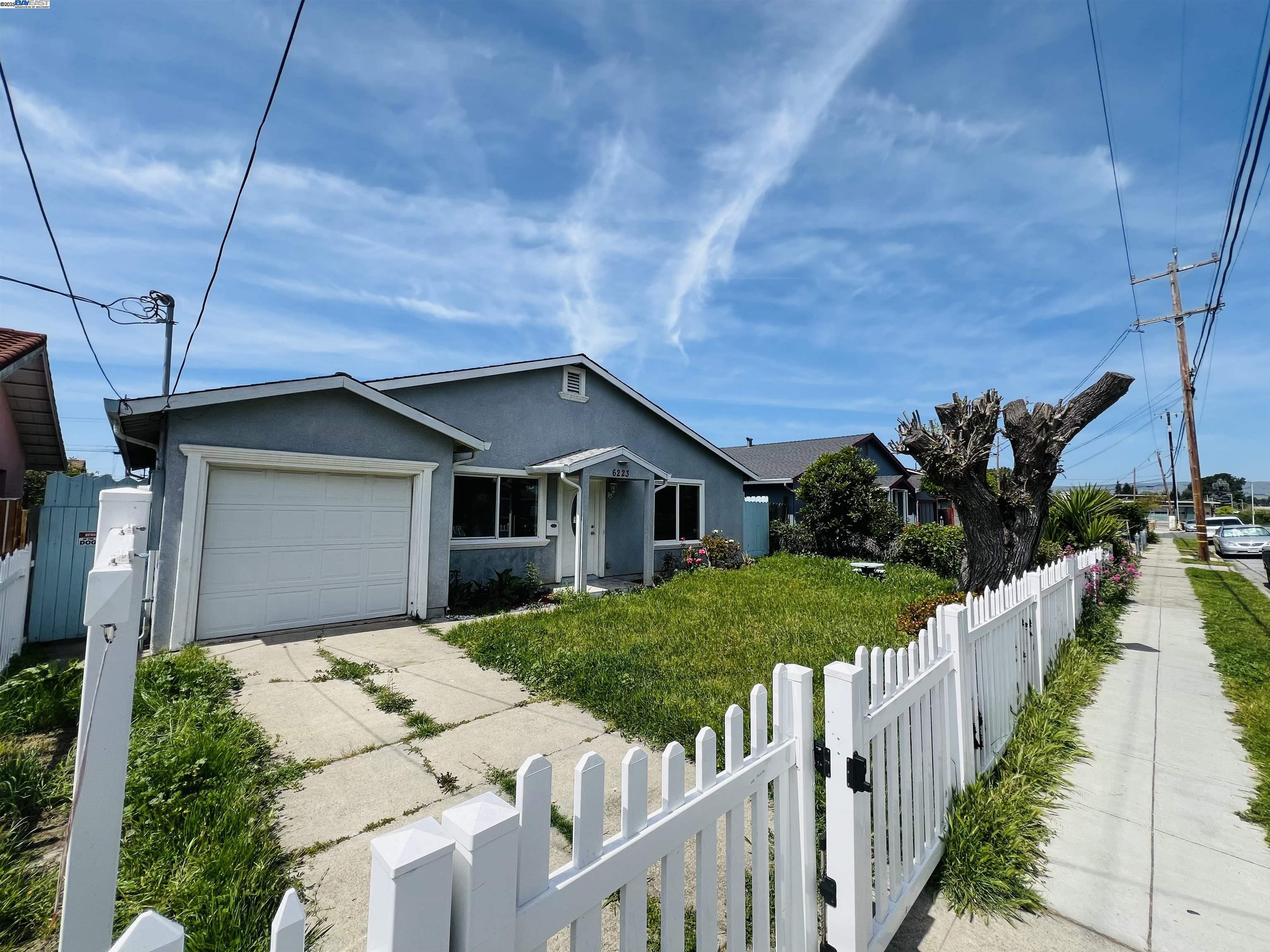 6223 Dairy Ave