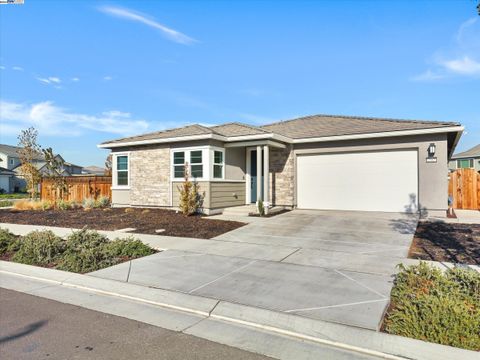 A home in Lathrop