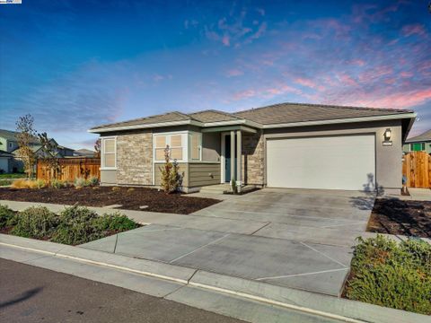 A home in Lathrop