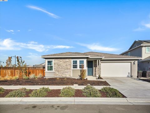 A home in Lathrop