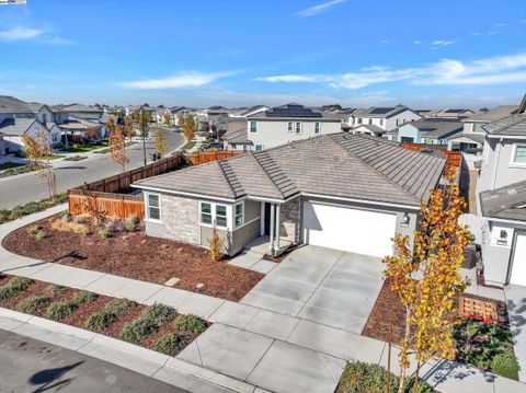 A home in Lathrop