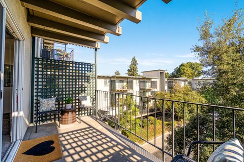 A home in San Mateo