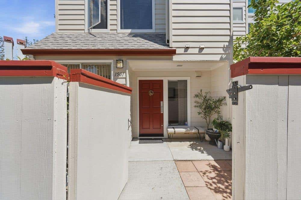 Photo of 1501 Chelsea Way, Redwood City, CA 94061 (MLS # ML82058530)
