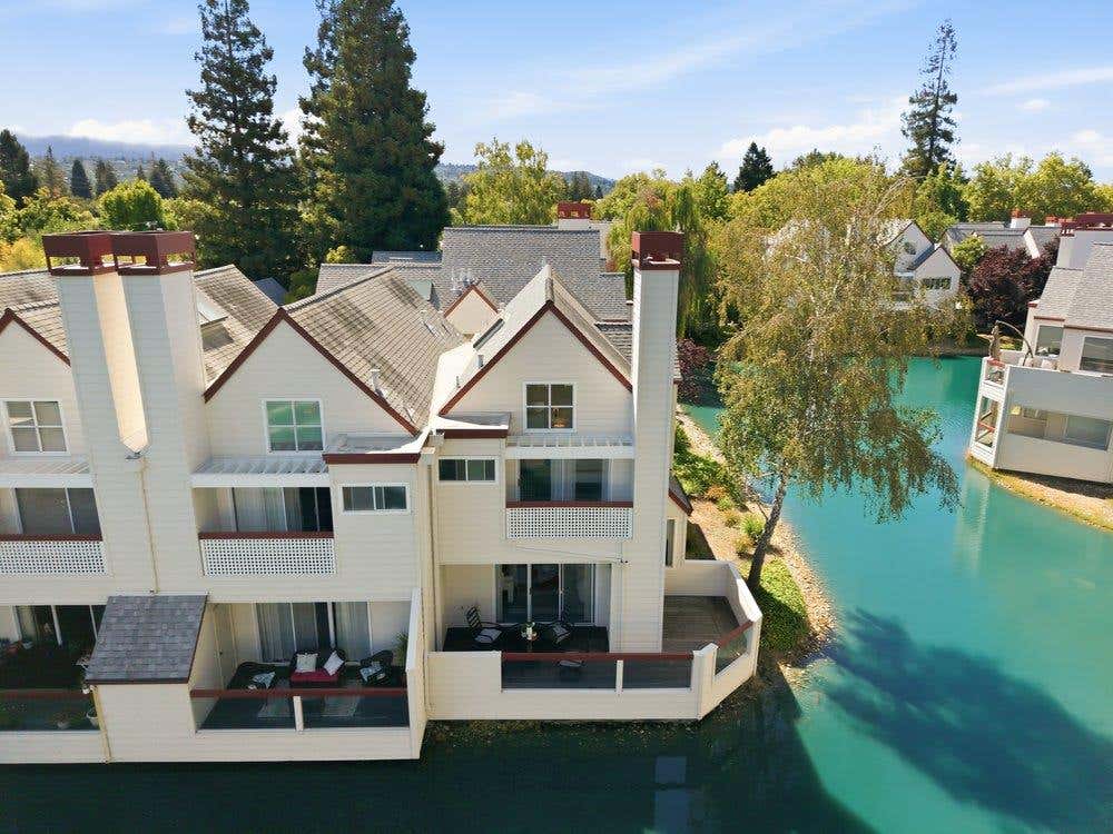 Photo of 1501 Chelsea Way, Redwood City, CA 94061 (MLS # ML82058530)