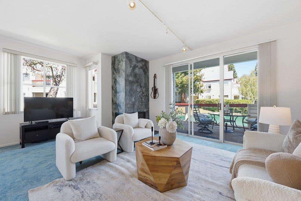 Photo of 1501 Chelsea Way, Redwood City, CA 94061 (MLS # ML82058530)