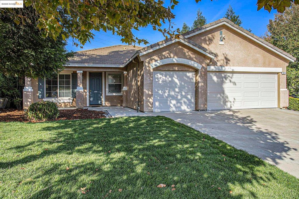 Photo of 2416 Cambridge Dr, Antioch, CA 94509 (MLS # 41116375)