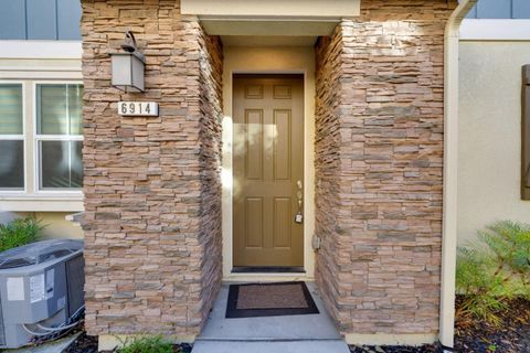 Photo of 6914 Geyserville Street, Dublin, CA 94568 (MLS # ML82029112)