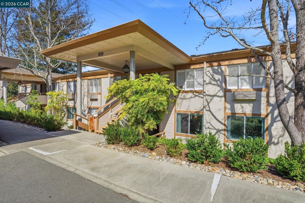 Photo of 3410 Tice Creek Dr #8, Walnut Creek, CA 94595 (MLS # 41126451)