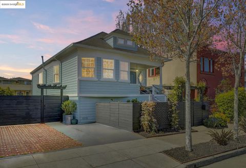 861 32Nd St, Oakland, CA 94608 - MLS#: 41096651