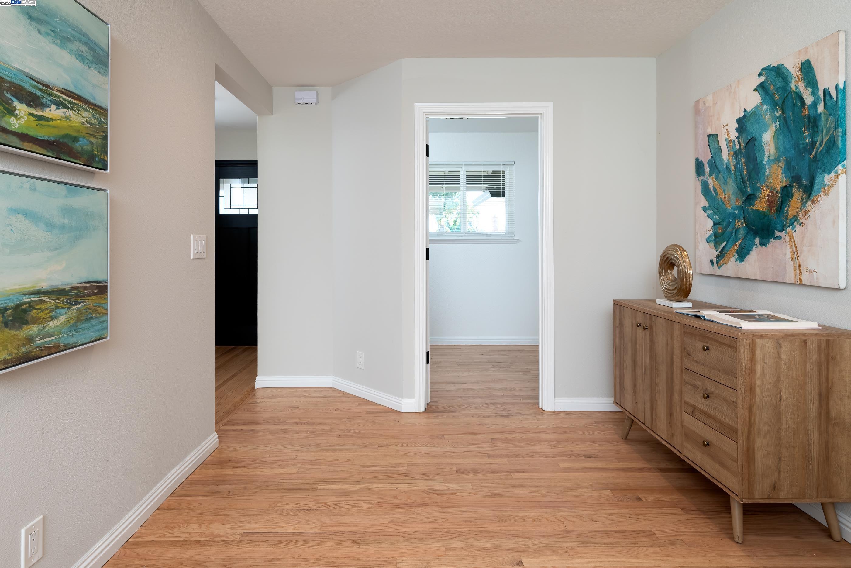 Fremont, California 94536, United States, 3 Bedrooms Bedrooms, ,3 BathroomsBathrooms,Residential,Active,200535