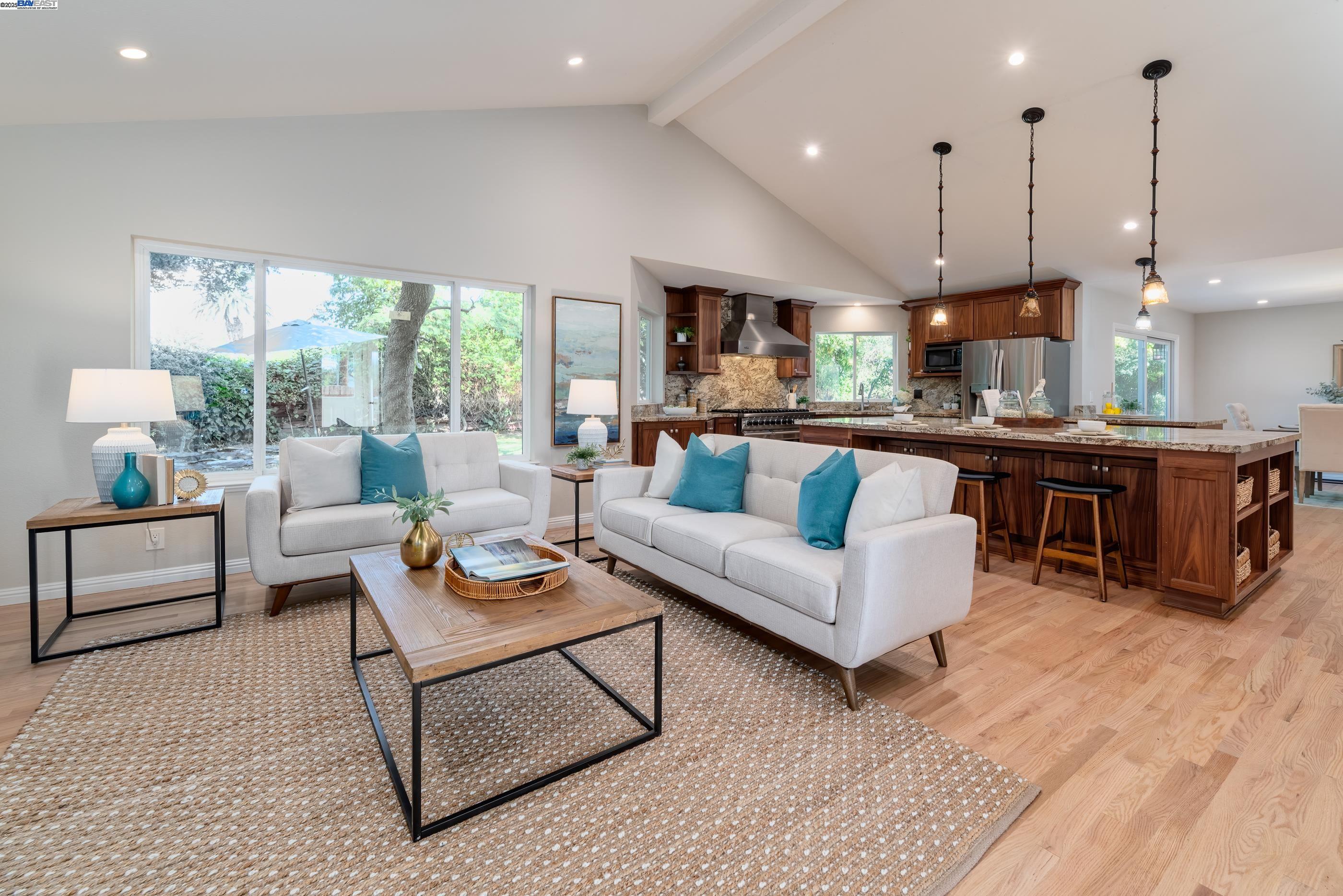 Fremont, California 94536, United States, 3 Bedrooms Bedrooms, ,3 BathroomsBathrooms,Residential,Active,200535