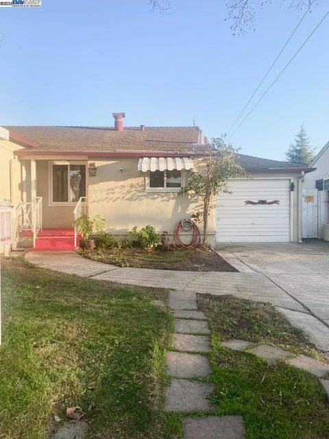 A home in San Leandro