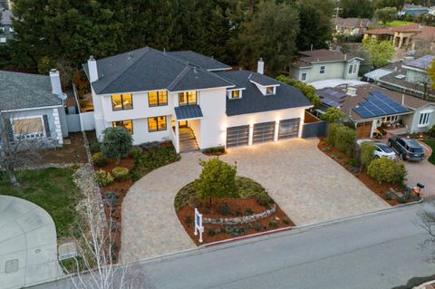 A home in Monte Sereno