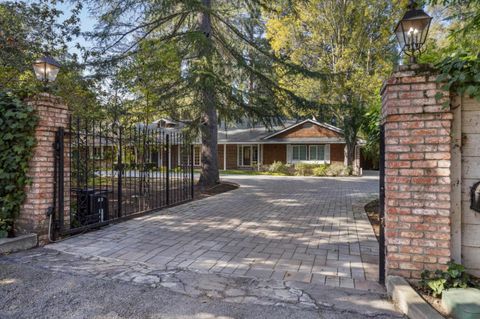 Photo of 216 Valparaiso, Atherton, CA 94027 (MLS # ML82034190)