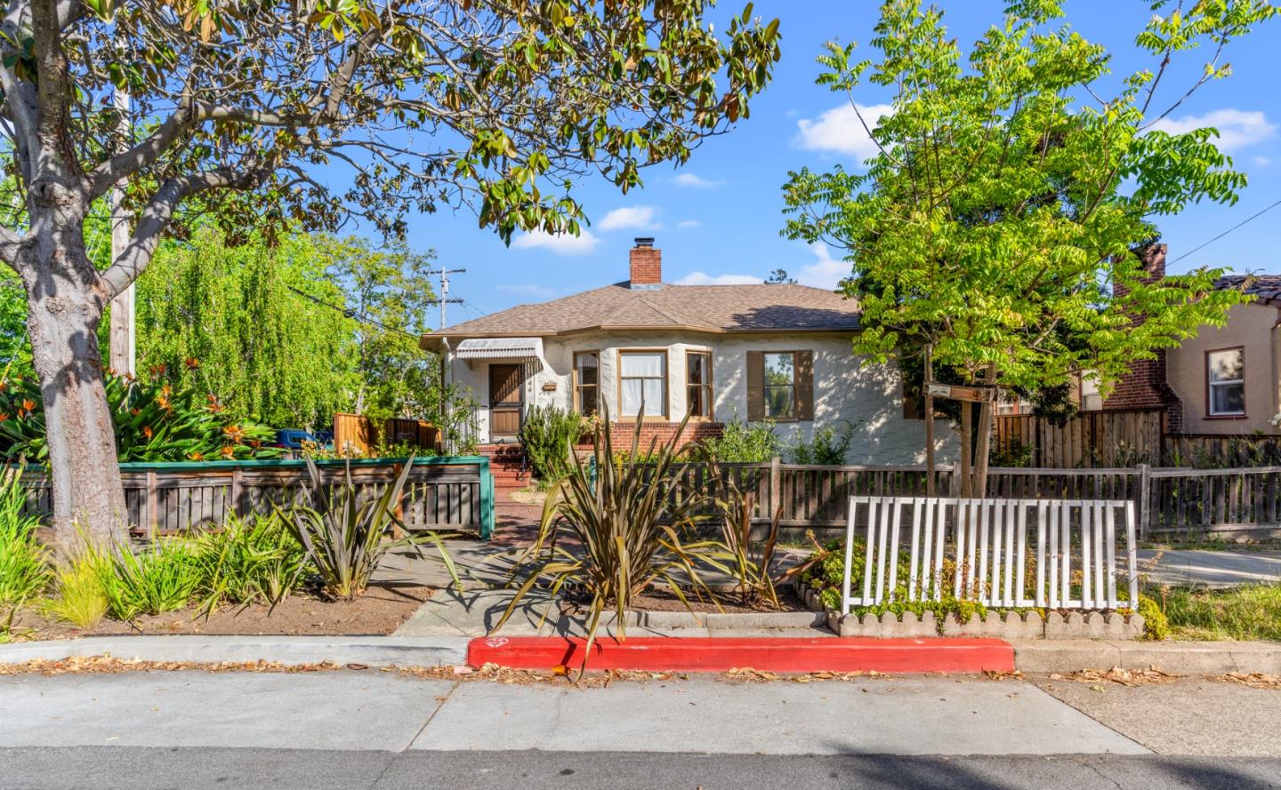 San Mateo, California 94402, United States, 4 Bedrooms Bedrooms, ,2 BathroomsBathrooms,Residential,Active,132845