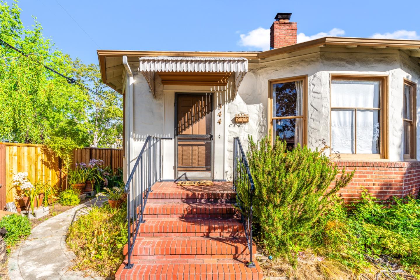 San Mateo, California 94402, United States, 4 Bedrooms Bedrooms, ,2 BathroomsBathrooms,Residential,Active,132845