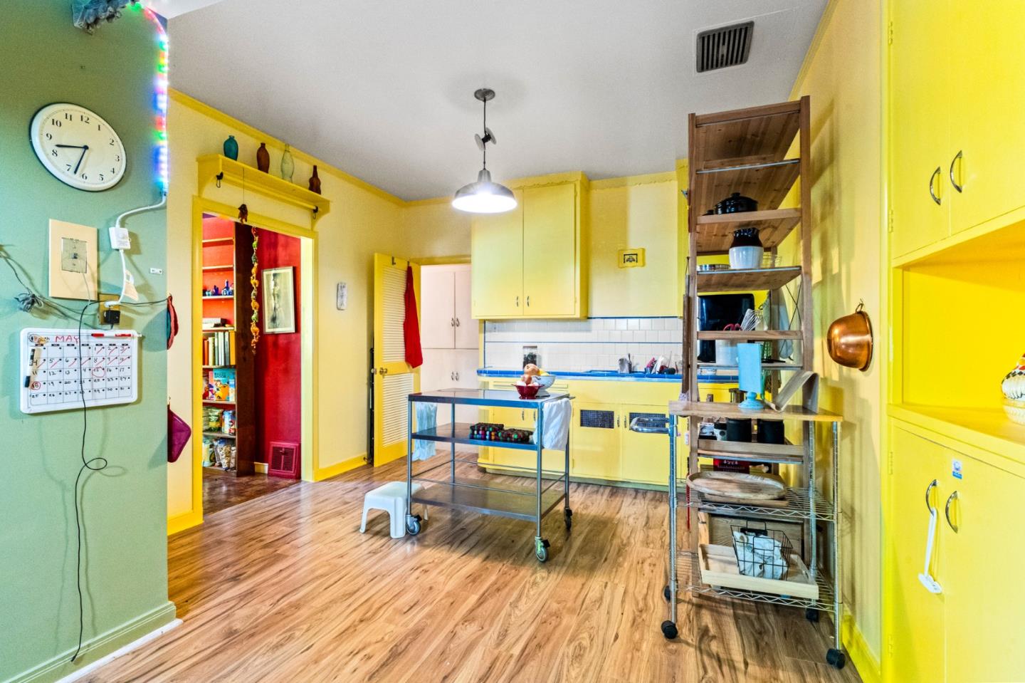 San Mateo, California 94402, United States, 4 Bedrooms Bedrooms, ,2 BathroomsBathrooms,Residential,Active,132845