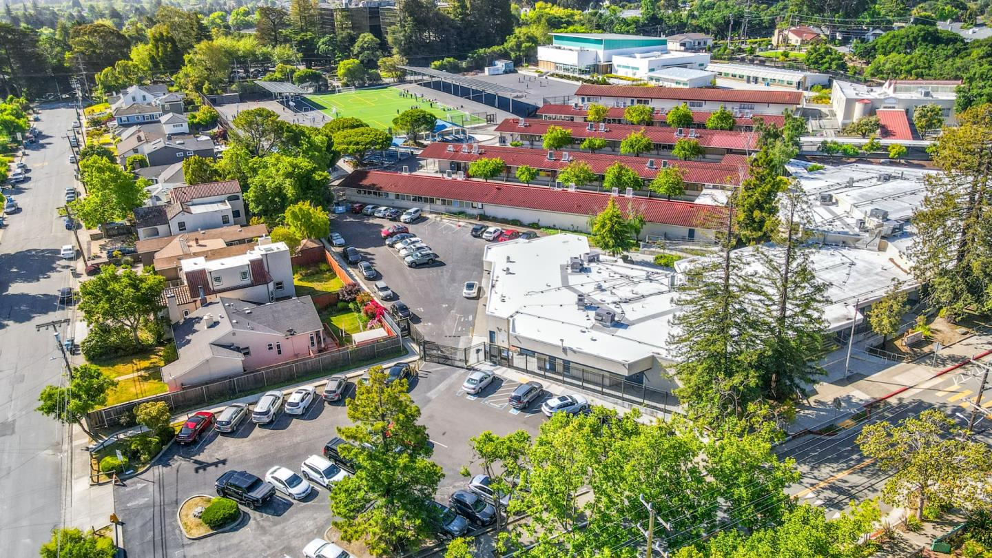 San Mateo, California 94402, United States, 4 Bedrooms Bedrooms, ,2 BathroomsBathrooms,Residential,Active,132845