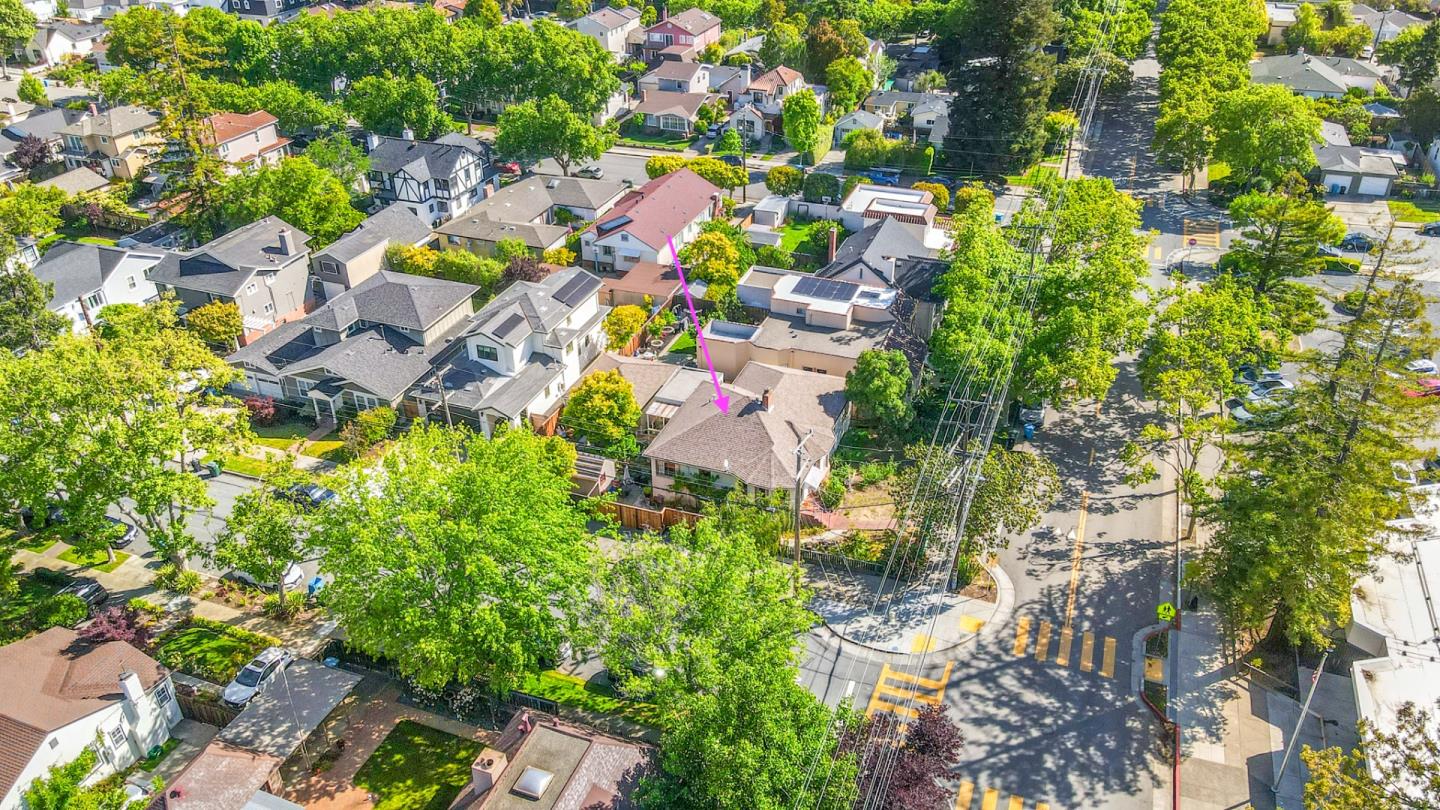 San Mateo, California 94402, United States, 4 Bedrooms Bedrooms, ,2 BathroomsBathrooms,Residential,Active,132845