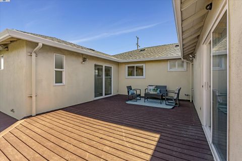 A home in San Leandro