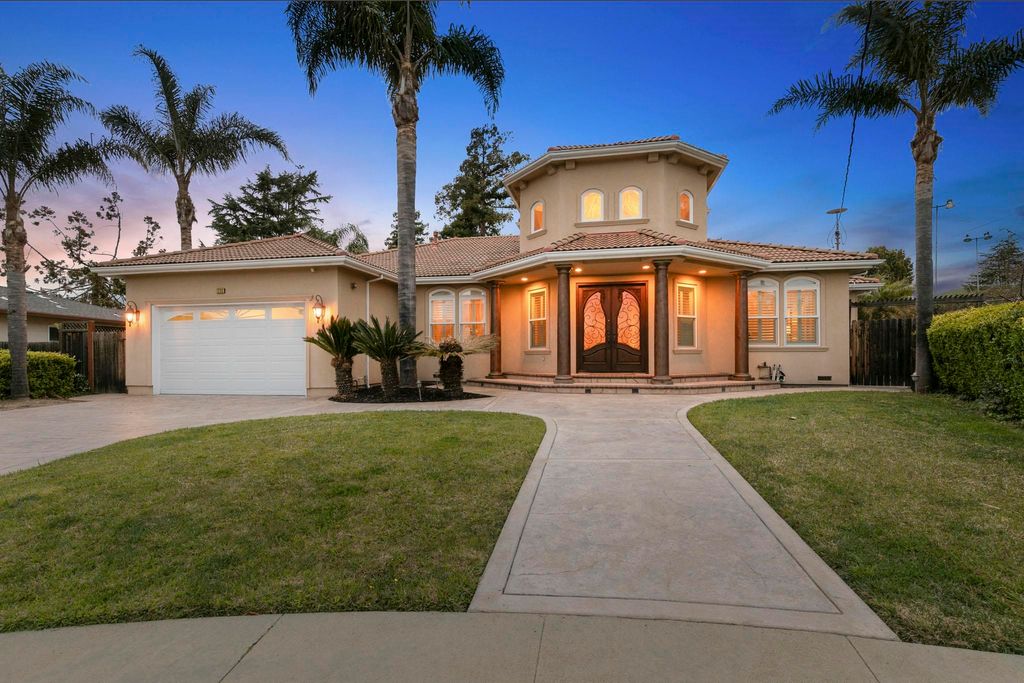 Photo of 1235 Austin St, Fremont, CA 94539 (MLS # 41124375)