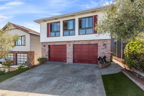 944 Gellert Boulevard, Daly City, CA 94015 - MLS#: ML82001620