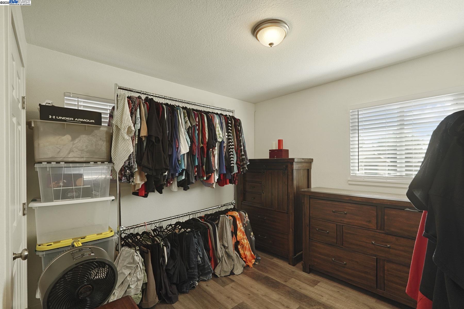 Modesto, California 95350, United States, 3 Bedrooms Bedrooms, ,2 BathroomsBathrooms,Residential,Active,214442