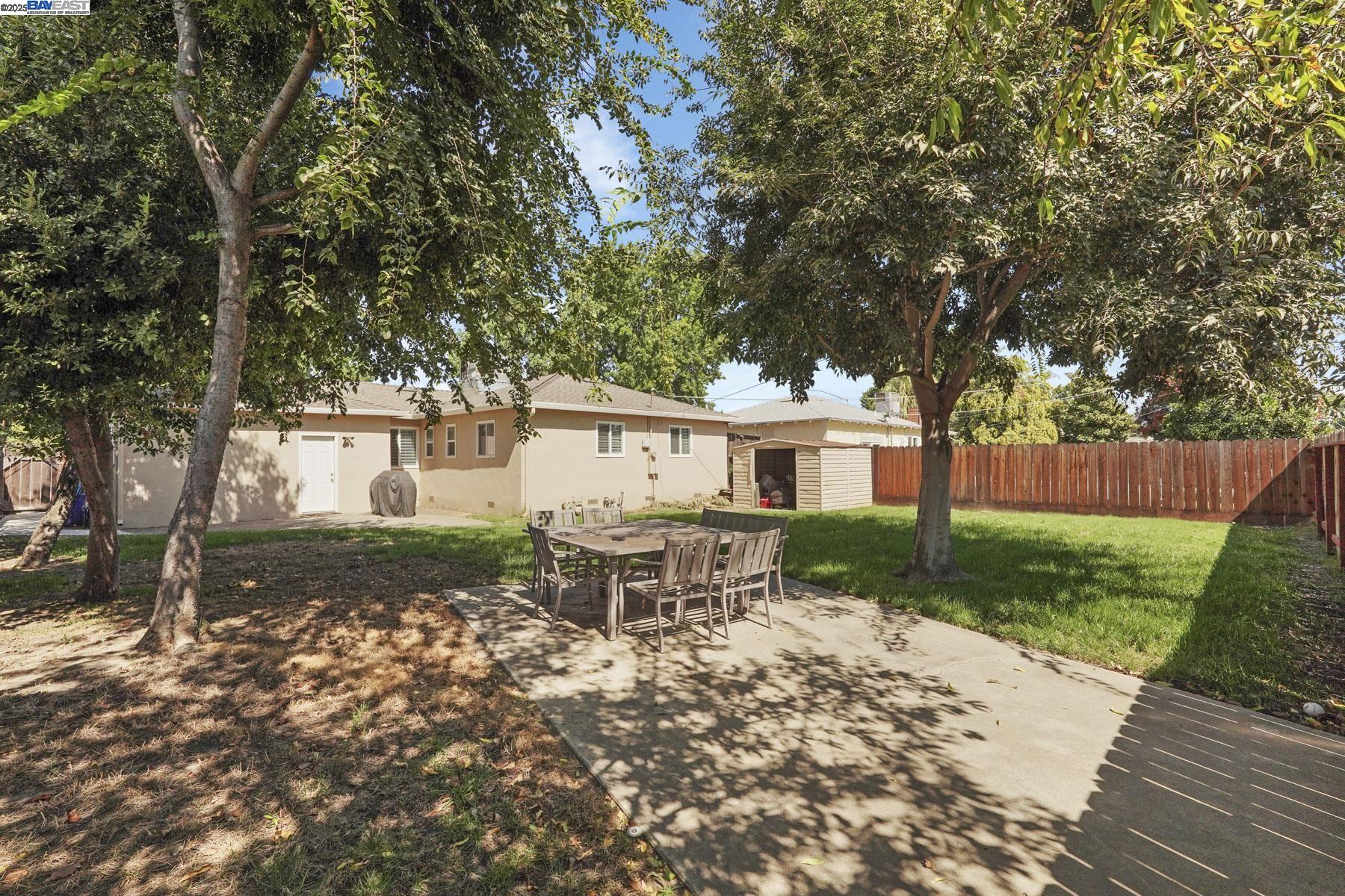 Modesto, California 95350, United States, 3 Bedrooms Bedrooms, ,2 BathroomsBathrooms,Residential,Active,214442