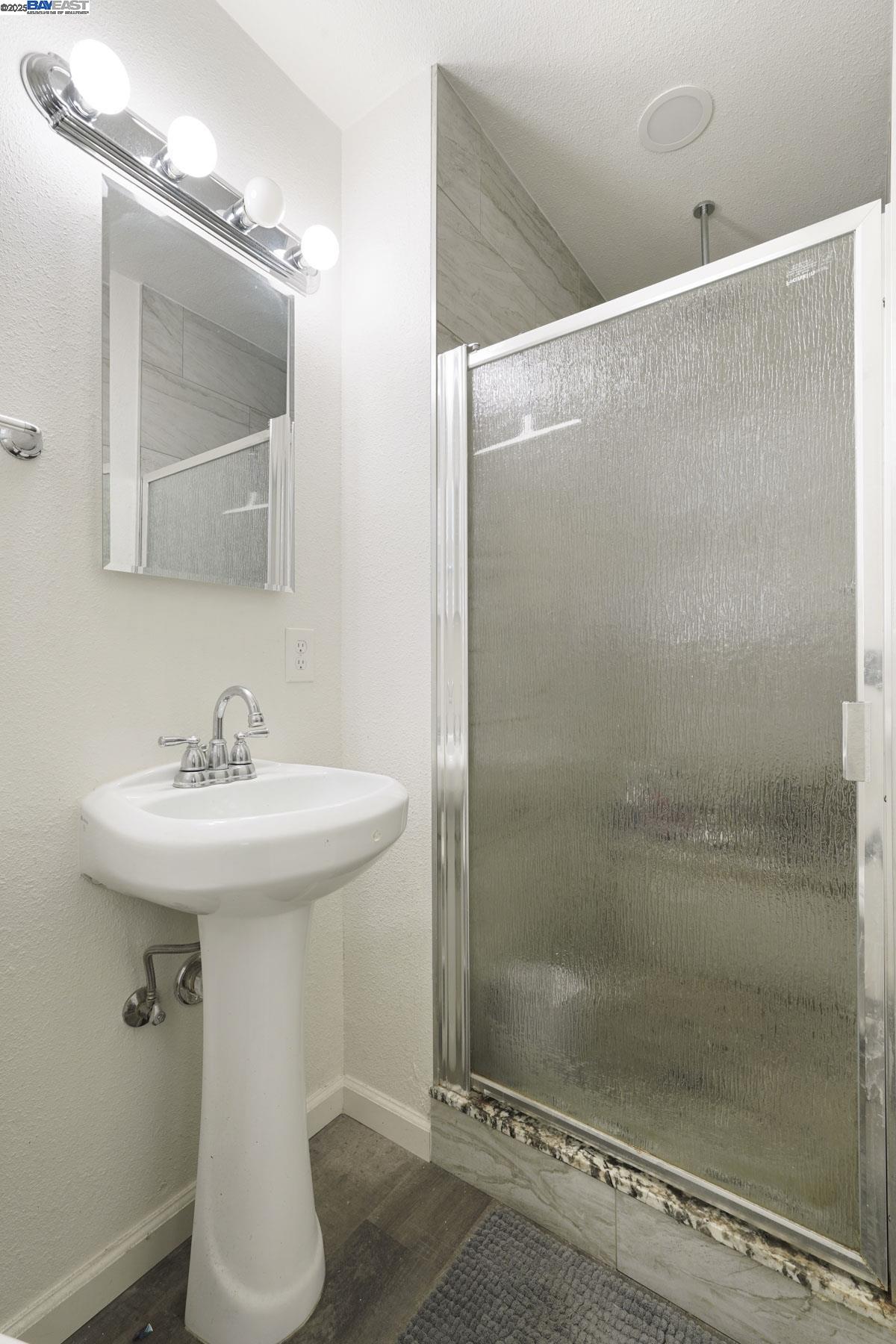 Modesto, California 95350, United States, 3 Bedrooms Bedrooms, ,2 BathroomsBathrooms,Residential,Active,214442