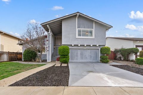1174 San Moritz Drive, San Jose, CA 95132 - MLS#: ML82000512