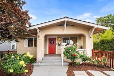 Photo of 484 N 17th Street, San Jose, CA 95112 (MLS # ML82044687)