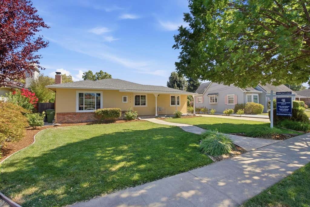 Photo of 1430 Dry Creek Road, San Jose, CA 95125 (MLS # ML82056240)