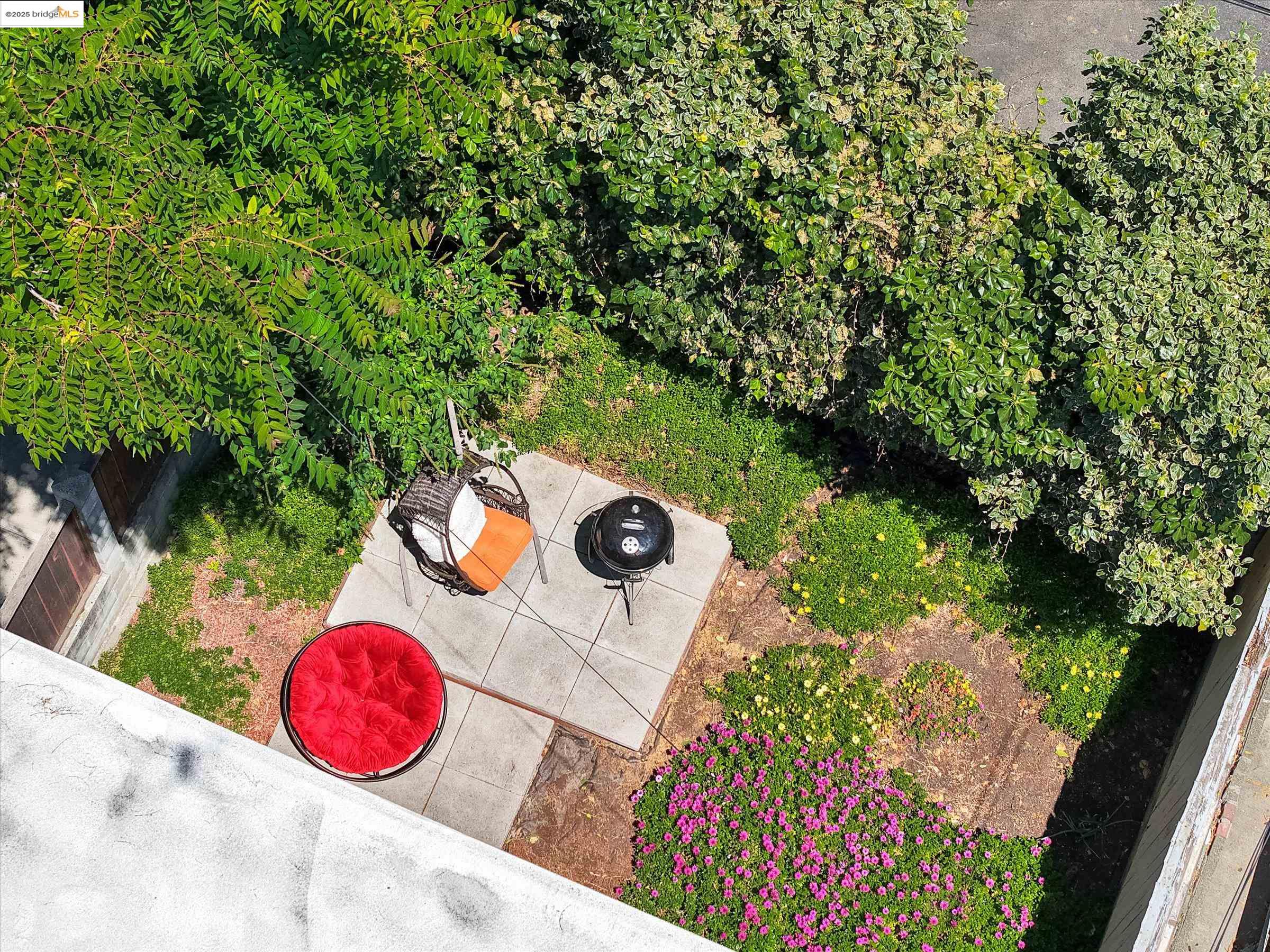 Oakland, California 94605, United States, 5 Bedrooms Bedrooms, ,Residential,Active,177696