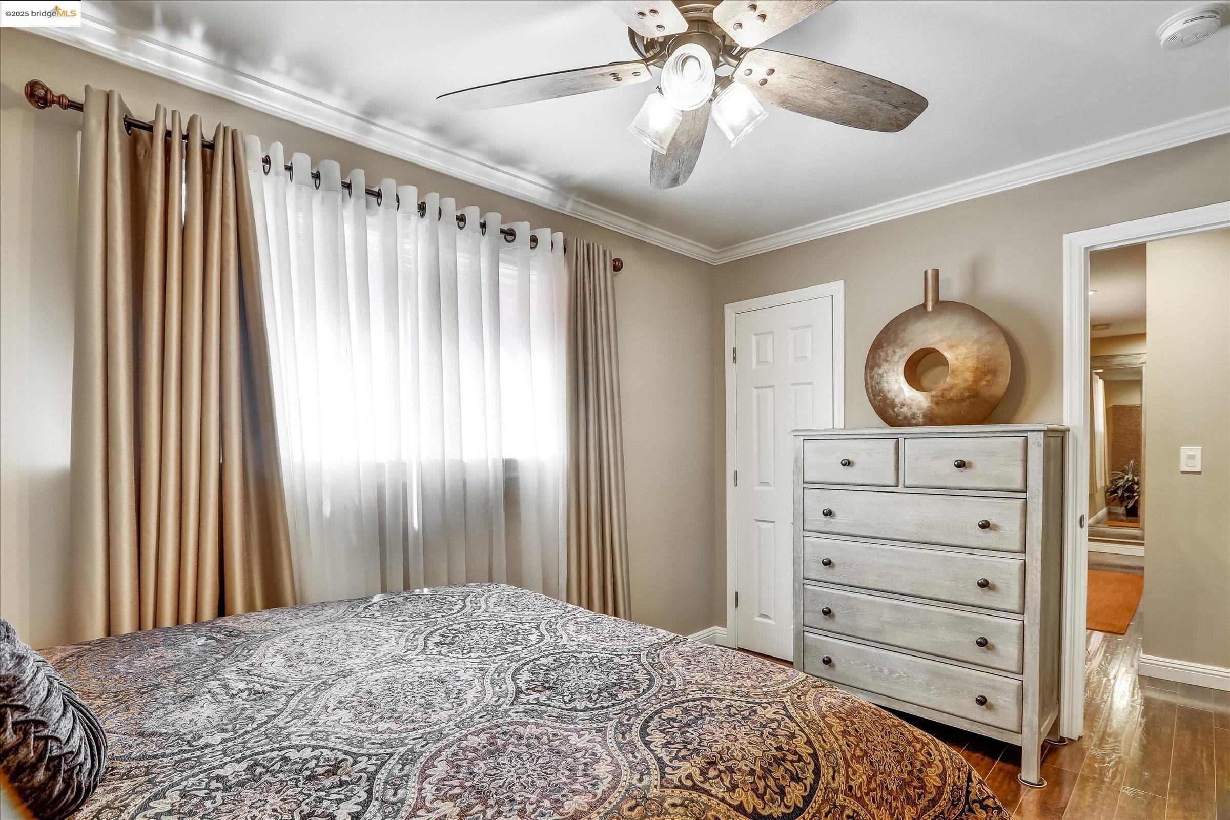 Oakland, California 94605, United States, 5 Bedrooms Bedrooms, ,Residential,Active,177696