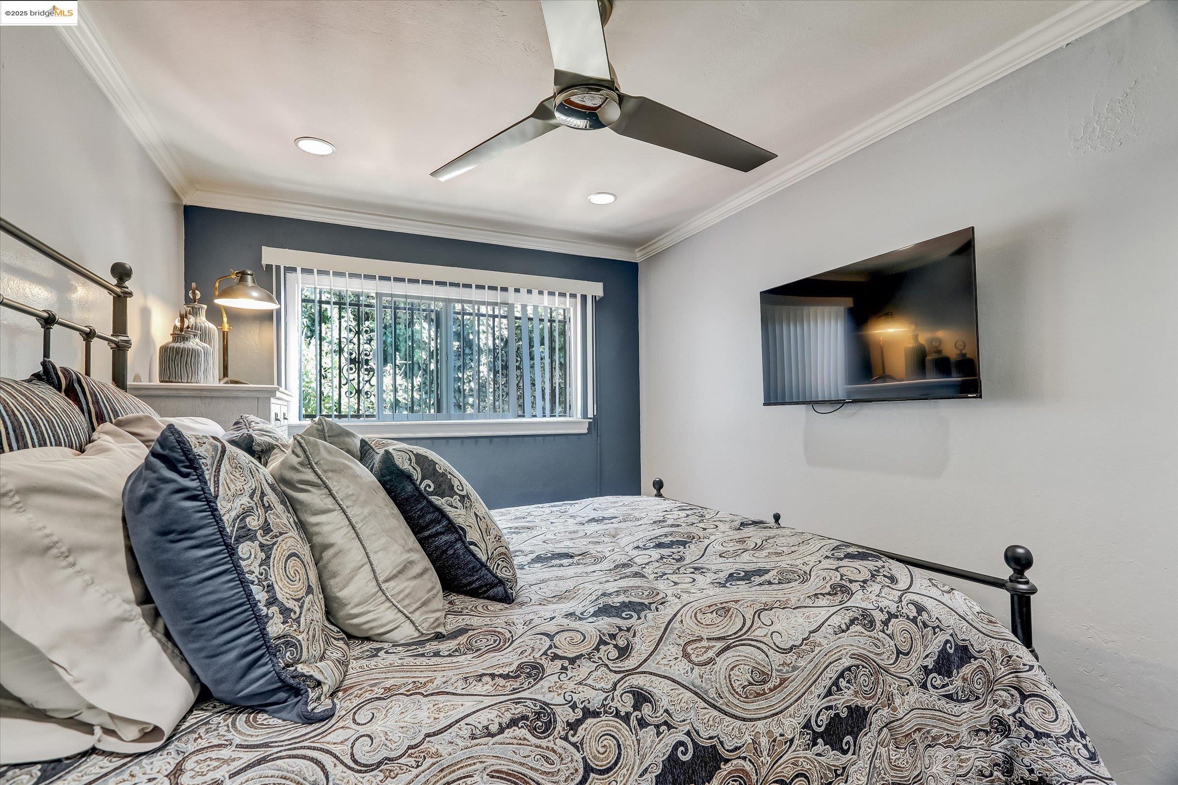 Oakland, California 94605, United States, 5 Bedrooms Bedrooms, ,Residential,Active,177696