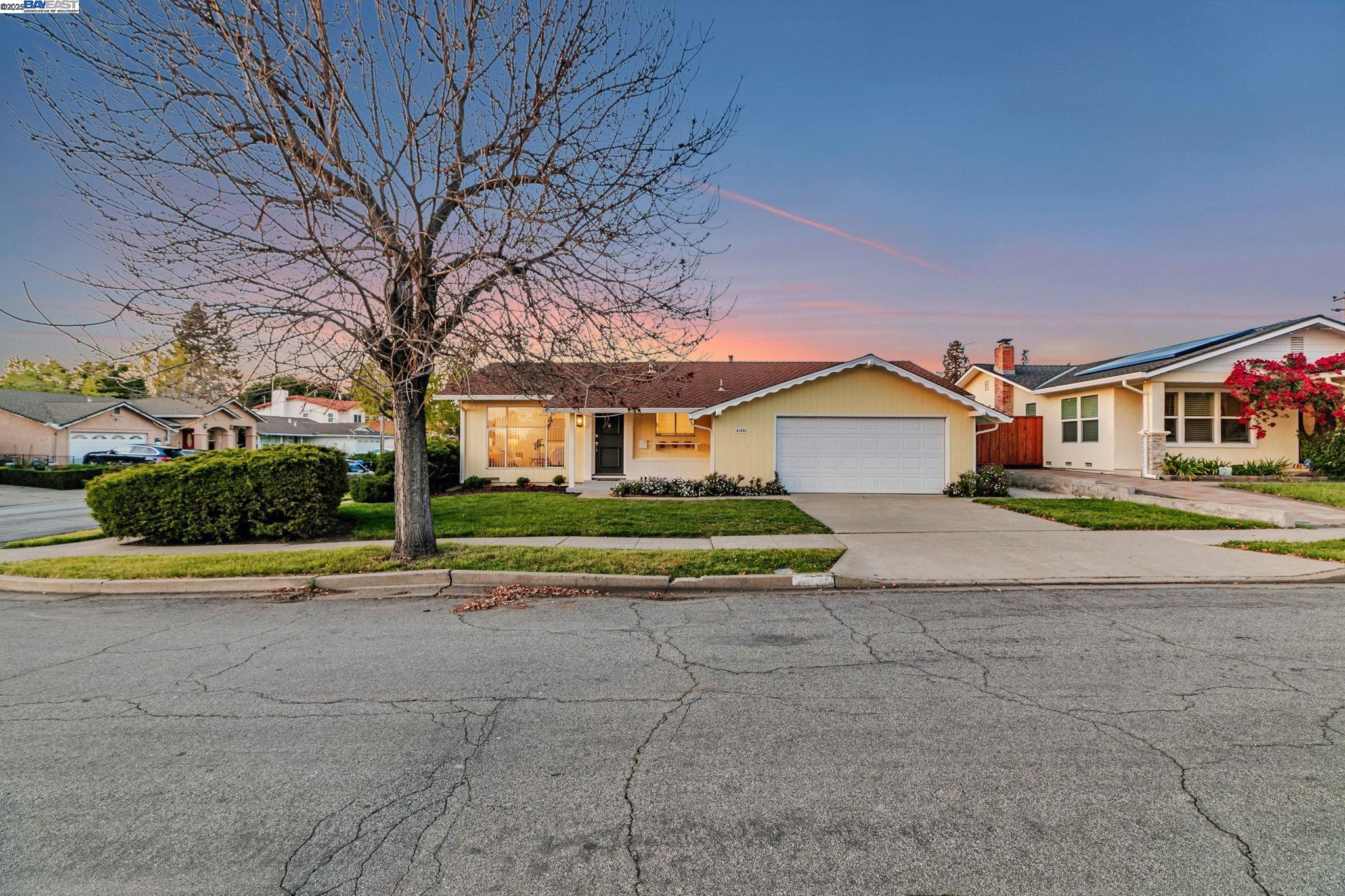 41506 Higgins Way