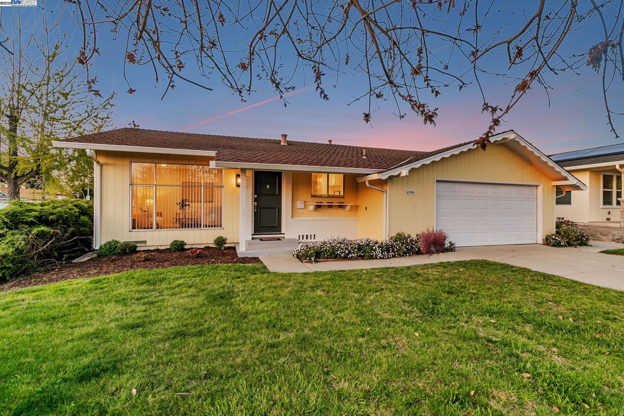 41506 Higgins Way